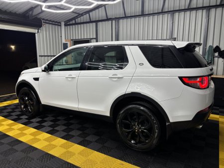 2019 Land Rover Discovery Sport 2.0D 240PS AWD Auto SE €24,950 thumbnail