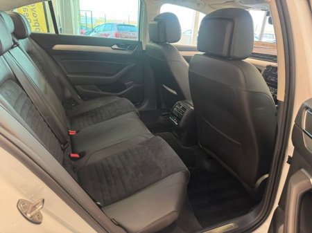 2018 Volkswagen Passat 2.0 TDI DSG 150HP Highline €18,495 thumbnail