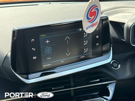 2023 Peugeot 2008 - thumbnail 29