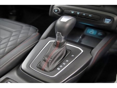 2023 Ford Focus 1.0 TITANIUM 125BHP MHEV *VERY LOW MILEAGE*FULL LEATHER*EL.PAN ROOF* thumbnail