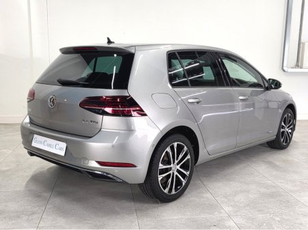 2020 Volkswagen Golf 2020 VW Golf 2.0 TDi Comfort Auto, Ultra Low Miles €24,900 thumbnail