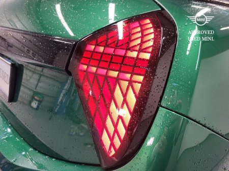 2025 MINI Hatch COOPER 3Dr Sport Auto €40,975 thumbnail