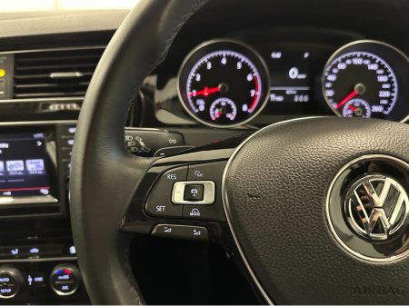 2014 Volkswagen Golf (142) HIGHLINE 1.4TSI DSG LOW KMS VW/AUDI SPECIAISTS WWW.DENISDARCYCARS.IE €12,950 thumbnail