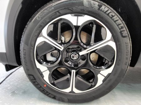 2026 Citroen C5 Aircross MAX Electric 520km from 129 per week €48,925 thumbnail