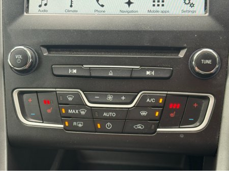 2018 Ford Mondeo - thumbnail 21