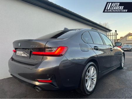 2019 BMW 3 Series 318D G20 D SE AUTO SERVICE HISTORY €26,495 thumbnail
