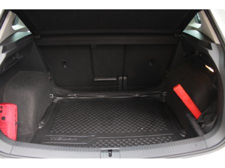 2021 Volkswagen Tiguan - thumbnail 18