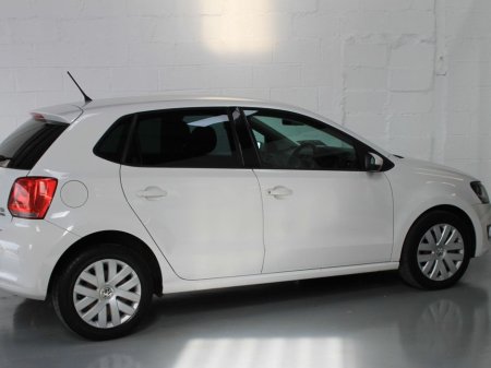 2012 Volkswagen Polo - thumbnail 5