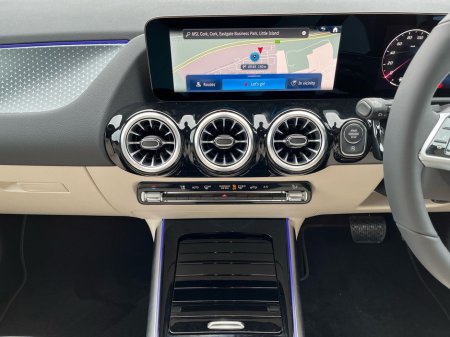 2026 Mercedes-Benz GLA Class - thumbnail 11