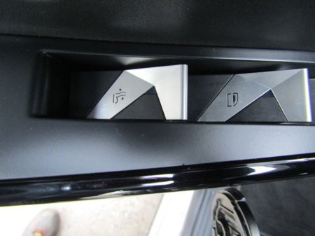 2021 DS Automobiles DS 7 Crossback E-TENSE PRESTIGE €28,950 thumbnail