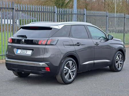 2023 Peugeot 3008 - thumbnail 3