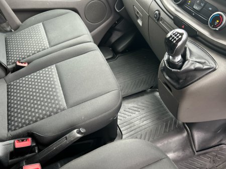 2020 Ford Transit Custom 300 LWB TREND 2 2.0 130 3 thumbnail