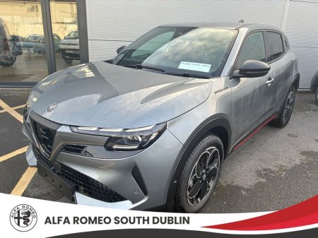 2026 Alfa Romeo Junior "ELETTRICA SPECIALE" Electric EV, 54kW, 156bhp €36,995 thumbnail