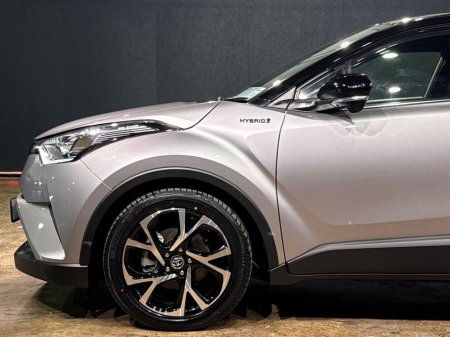 2019 Toyota C-HR - thumbnail 14