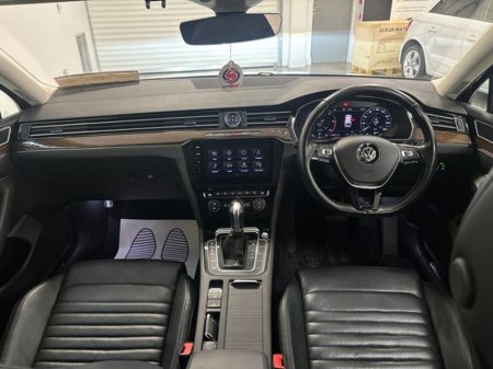 2020 Volkswagen Passat 2.0 TDI 150HP Highline DSG €21,495 thumbnail