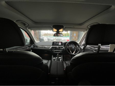 2018 BMW 5 Series - thumbnail 21