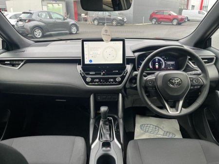 2025 Toyota Corolla Cross - thumbnail 8