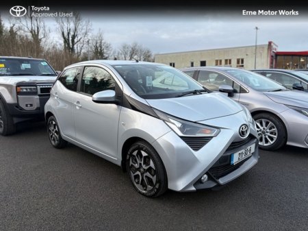 2021 Toyota Aygo AYGO 1.0 5 DR X-PLAY €14,950 thumbnail
