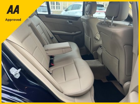 2010 Mercedes-Benz E Class - thumbnail 11