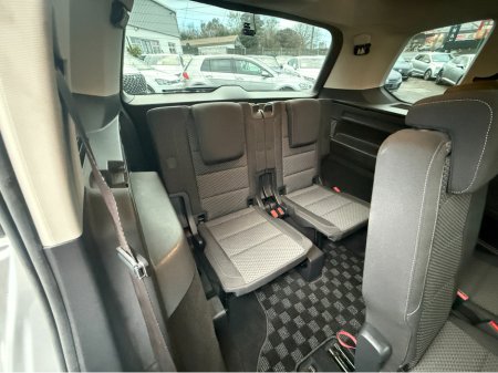 2016 Volkswagen Touran - thumbnail 11