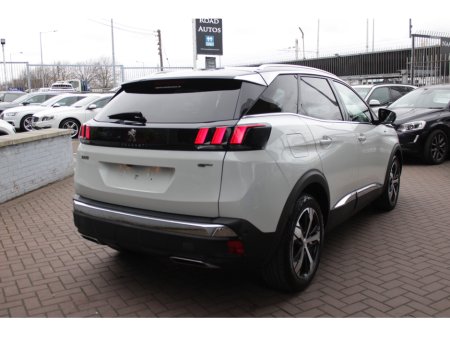 2019 Peugeot 3008 - thumbnail 4