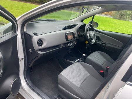 2015 Toyota Yaris 1.0 SOL MC 4DR 5DR €9,950 thumbnail