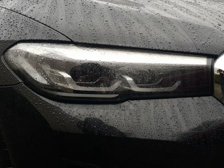 2023 BMW 5 Series 520d SE €46,995 thumbnail