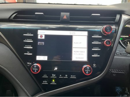 2019 Toyota Camry - thumbnail 20