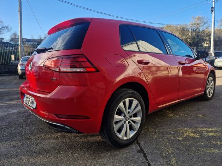 2017 Volkswagen Golf - thumbnail 2