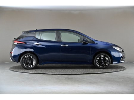 2023 Nissan Leaf - thumbnail 12