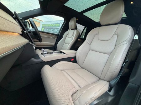 2025 Volvo XC90 T8 ULTRA BLONDE LEATHER HUGE SPEC €84,995 thumbnail