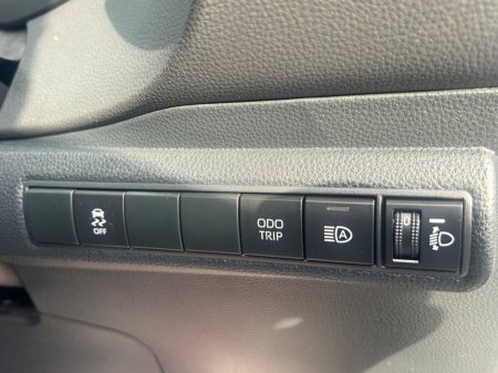 2023 Toyota Corolla 1.8 Hybrid Luna Hatchback €22,850 thumbnail