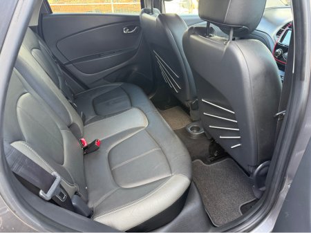 2016 Renault Captur SIGNATURE 1.5 DCI 90 20 4DR €9,900 thumbnail