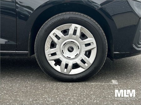 2025 Ford Transit Connect Trend Flexicab 5 seater 1.5 PHEV 150ps 6 speed Auto (V) Price Ex VAT *Trend heated seat pack, Fixed 2nd row window * €30,077 thumbnail