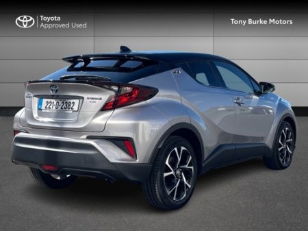 2022 Toyota C-HR - photo 2