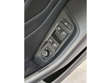 2020 Volkswagen Passat - thumbnail 9