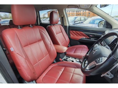 2018 Mitsubishi Outlander - thumbnail 8