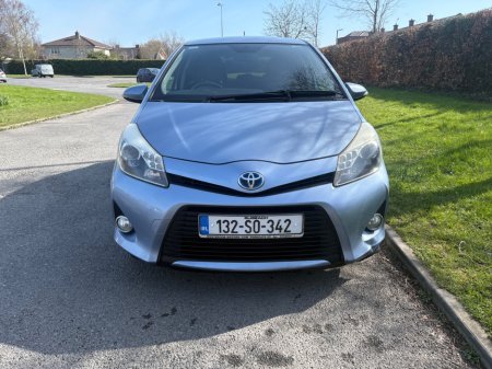 2013 Toyota Vitz - thumbnail 7