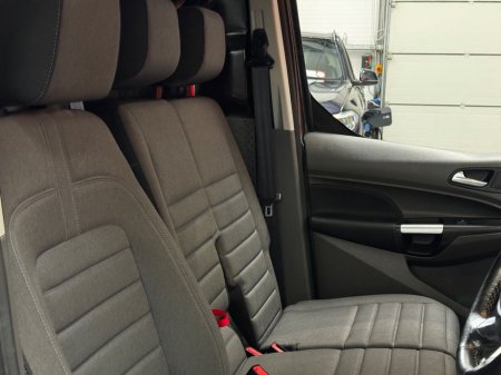 2019 Ford Transit Connect - thumbnail 18