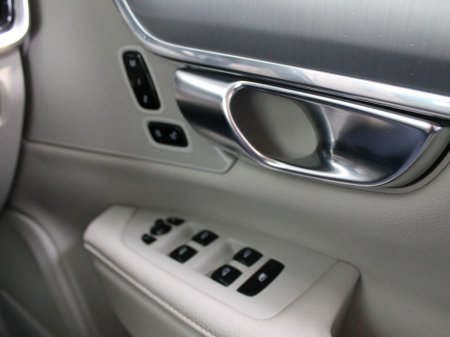 2020 Volvo V90 - thumbnail 29