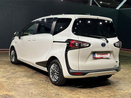 2020 Toyota Sienta - thumbnail 5