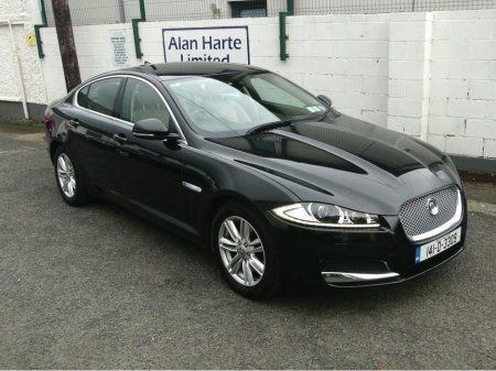 2014 Jaguar XF - thumbnail 1