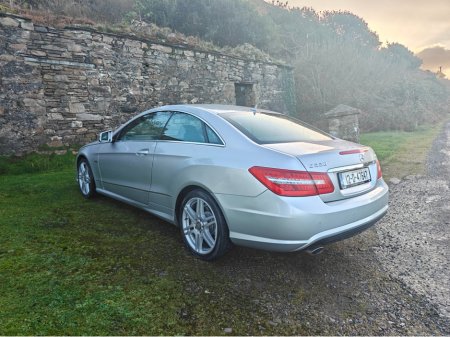 2012 Mercedes-Benz E Class E220 CDI BLUE EFFICIENCY SPORT 2DR AUTO €7,995 thumbnail