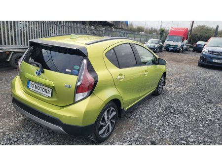 2016 Toyota Aqua - thumbnail 6