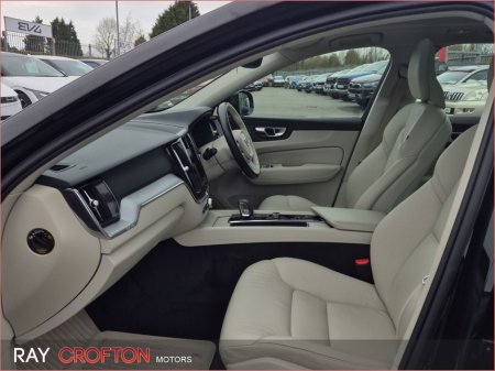 2022 Volvo XC60 - thumbnail 6