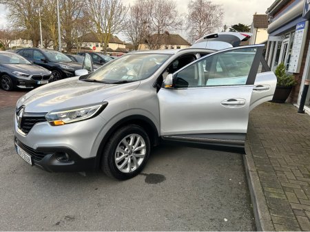 2018 Renault Kadjar Dynamique-Edition - Diesel + Low Mileage - Top Trade-Ins & Great Finance Deals - Assured Dealer Warranty - €12,950 thumbnail