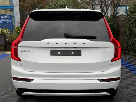 2022 Volvo XC90 R-DESIGN PRO T8 2.0 AWD HYBRID * HUGE SPEC * // OPENING PAN ROOF // LEATHER HEATED SEATS // RETRACTING TOW HOOK €46,900 thumbnail