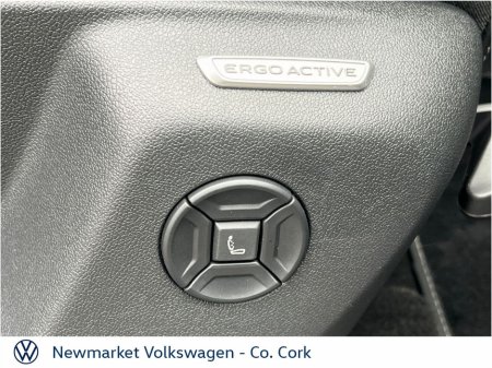 2026 Volkswagen Tiguan - view 4