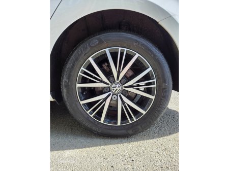 2017 Volkswagen Golf - thumbnail 10