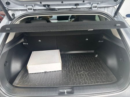 2025 Kia EV4 EV4 5 HB EARTH K3 LR 5DR AUTO €43,995 thumbnail